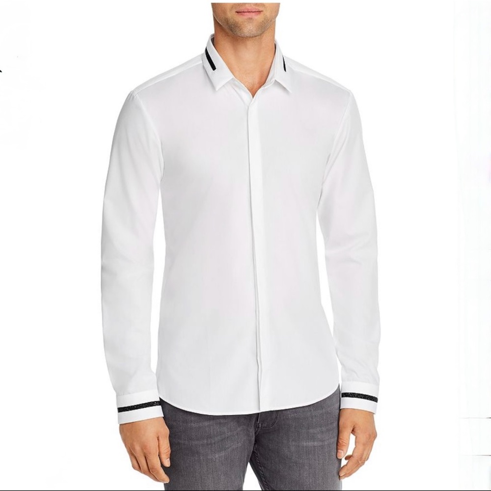 Hugo Boss Men’s NWT Extra Slim Fit Dress Shirt with black accents Size: L